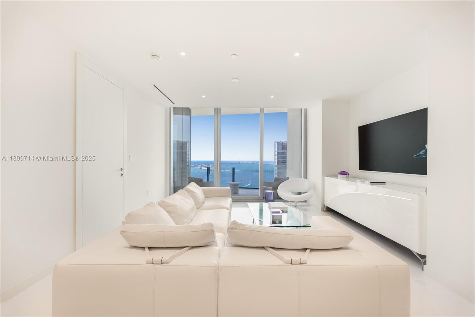 300 Biscayne Blvd Way 5205W photo 5