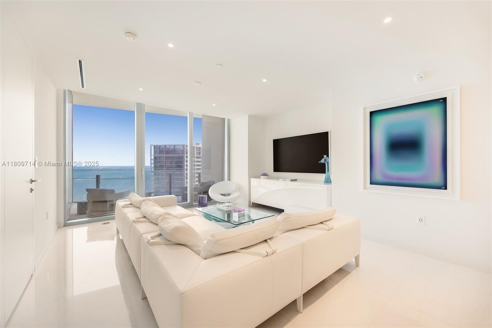 300 Biscayne Blvd Way 5205W photo 4