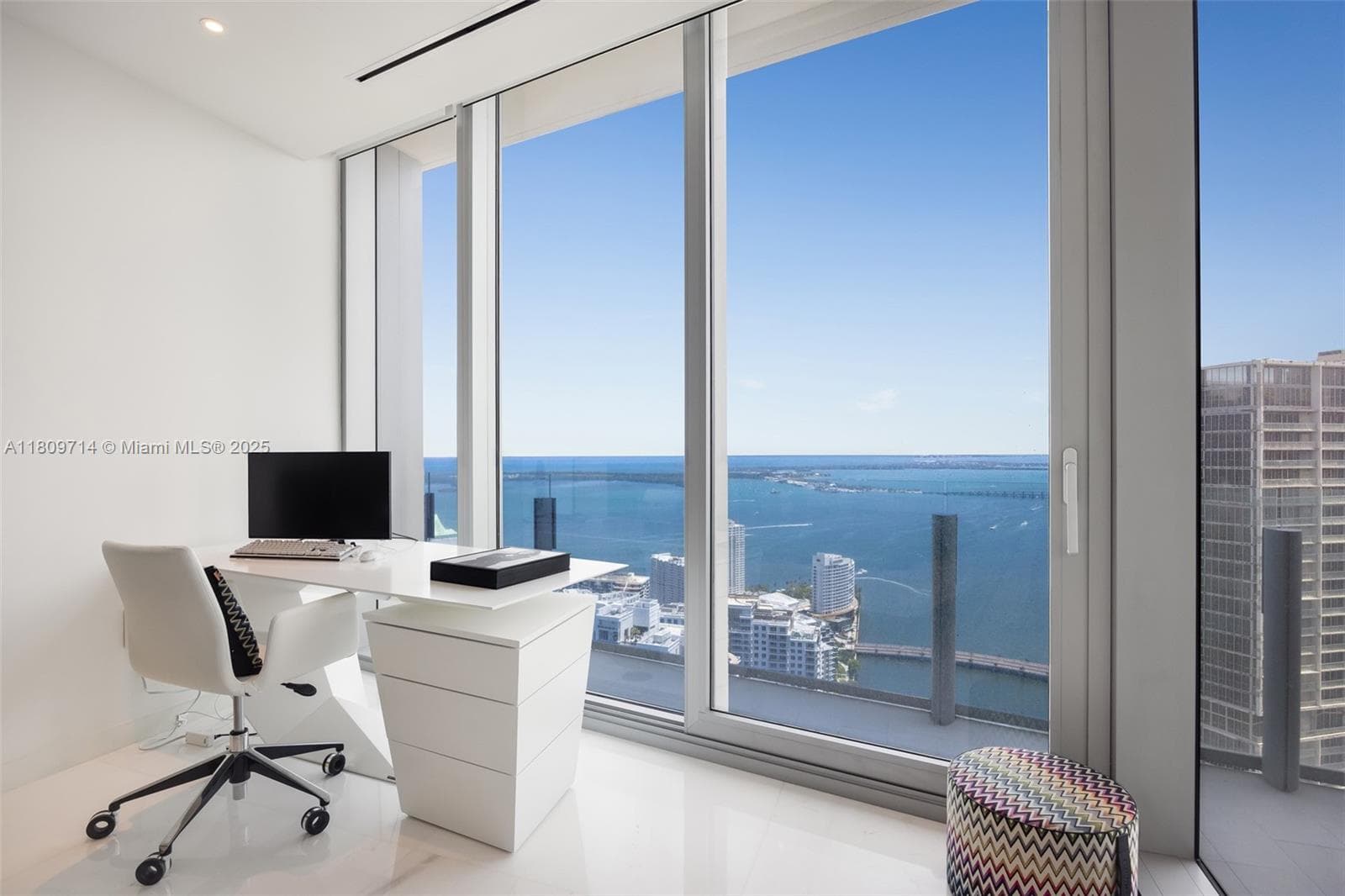 300 Biscayne Blvd Way 5205W photo 21