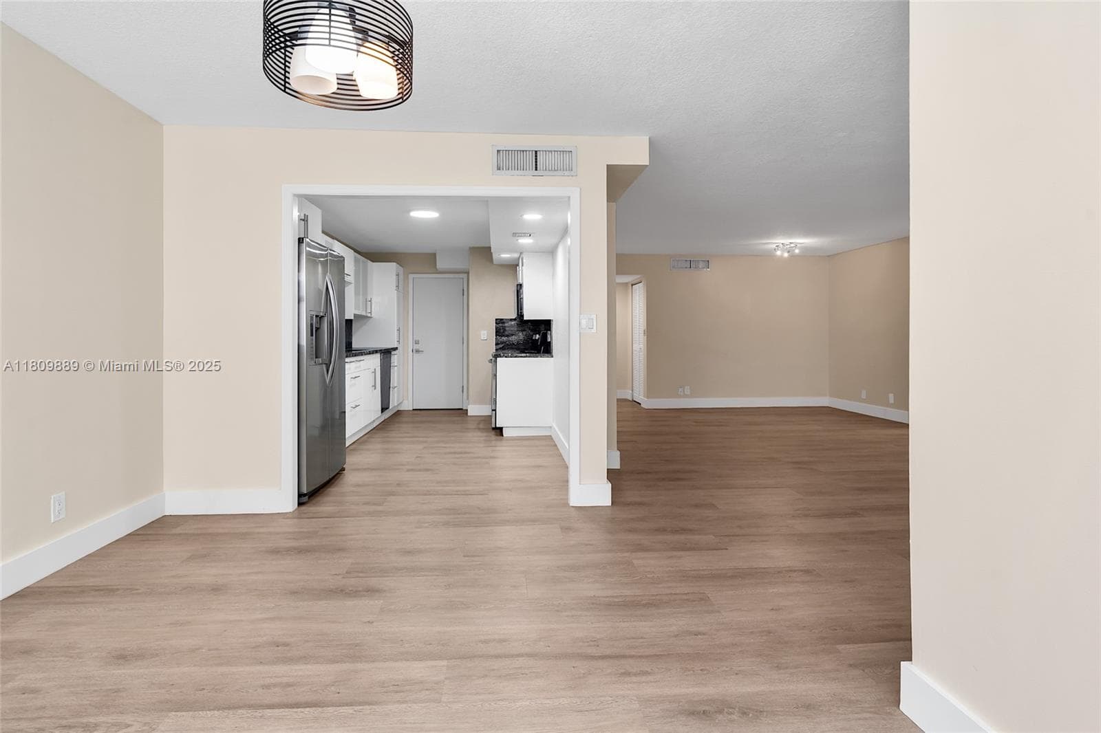 1904 S Ocean Dr 1004 photo 13