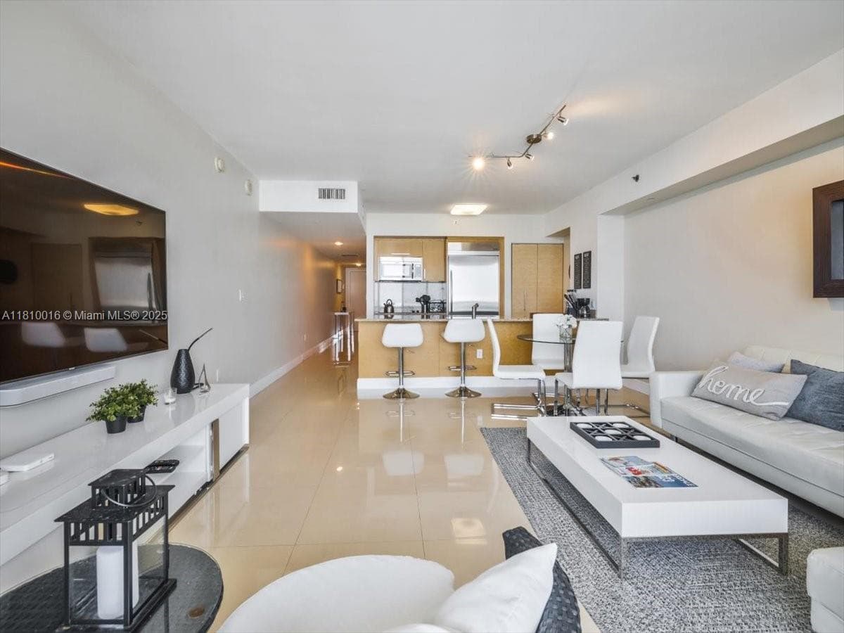 1830 S Ocean Dr 5009 photo 16