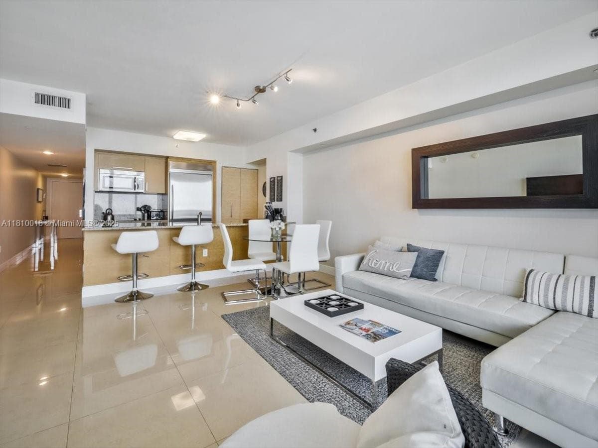 1830 S Ocean Dr 5009 photo 24