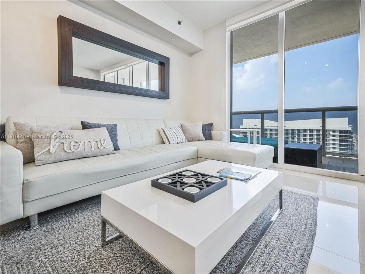 1830 S Ocean Dr 5009 photo 21