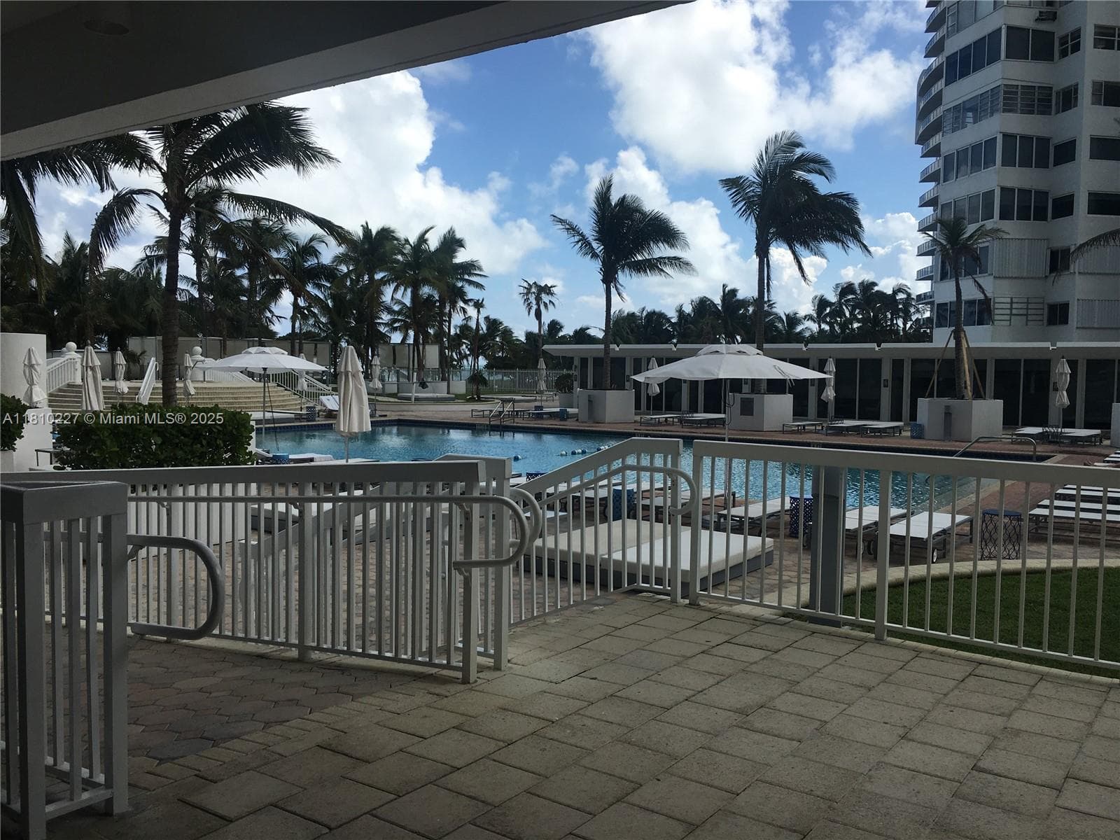 10275 Collins Ave 628 photo 23