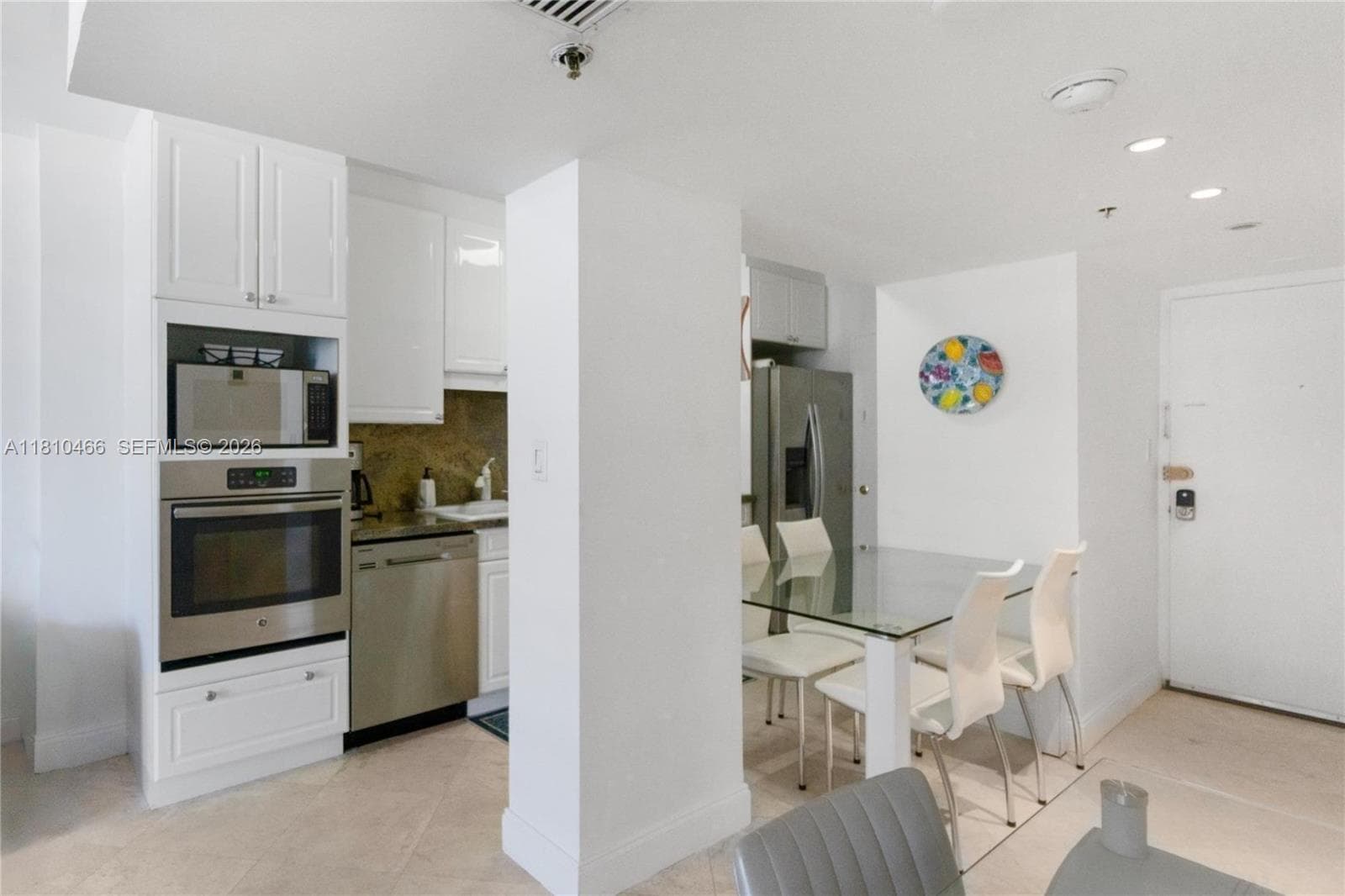 100 Lincoln Rd 827 photo 8