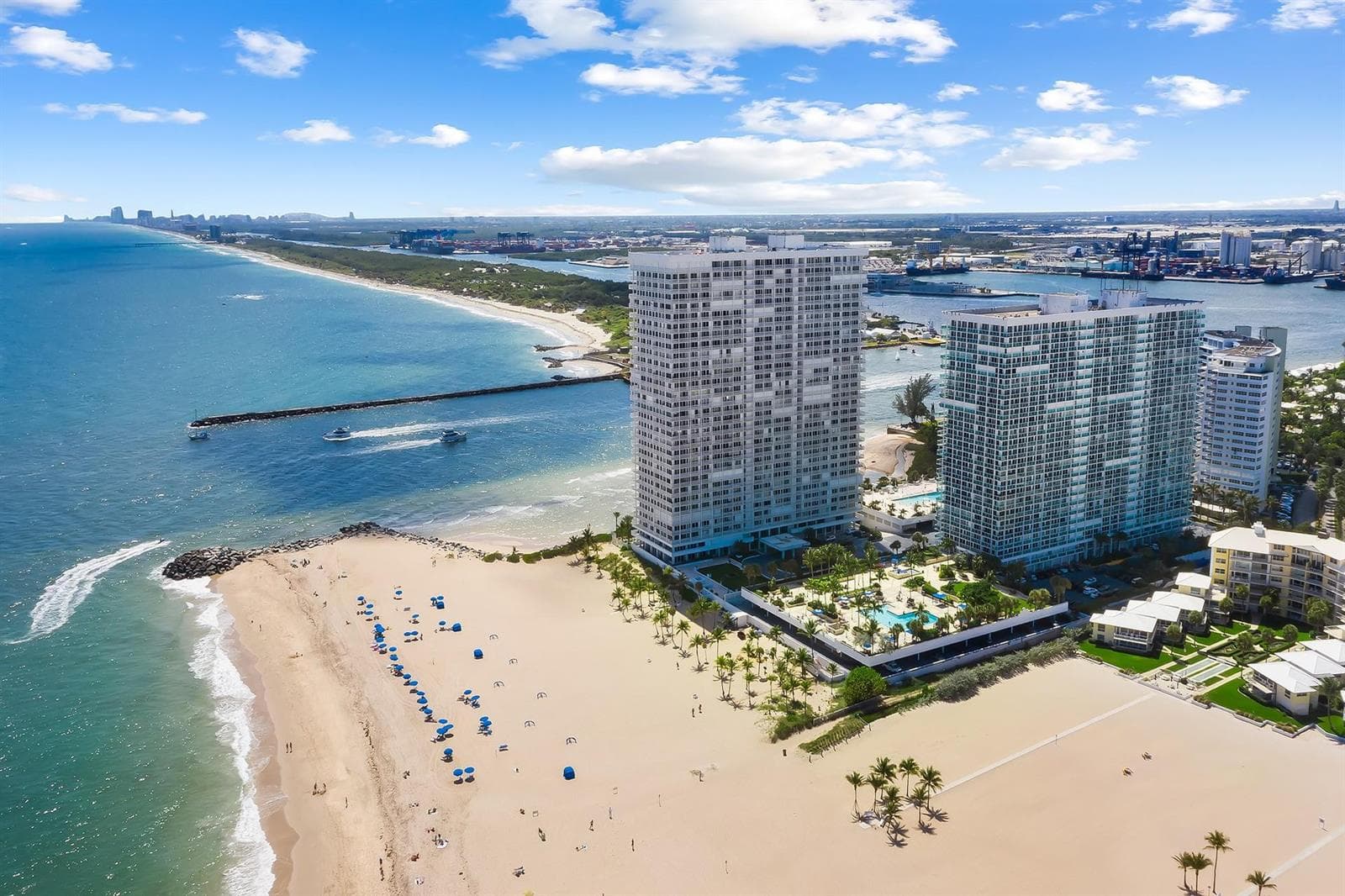 2200 S Ocean Lane 2607 photo 1