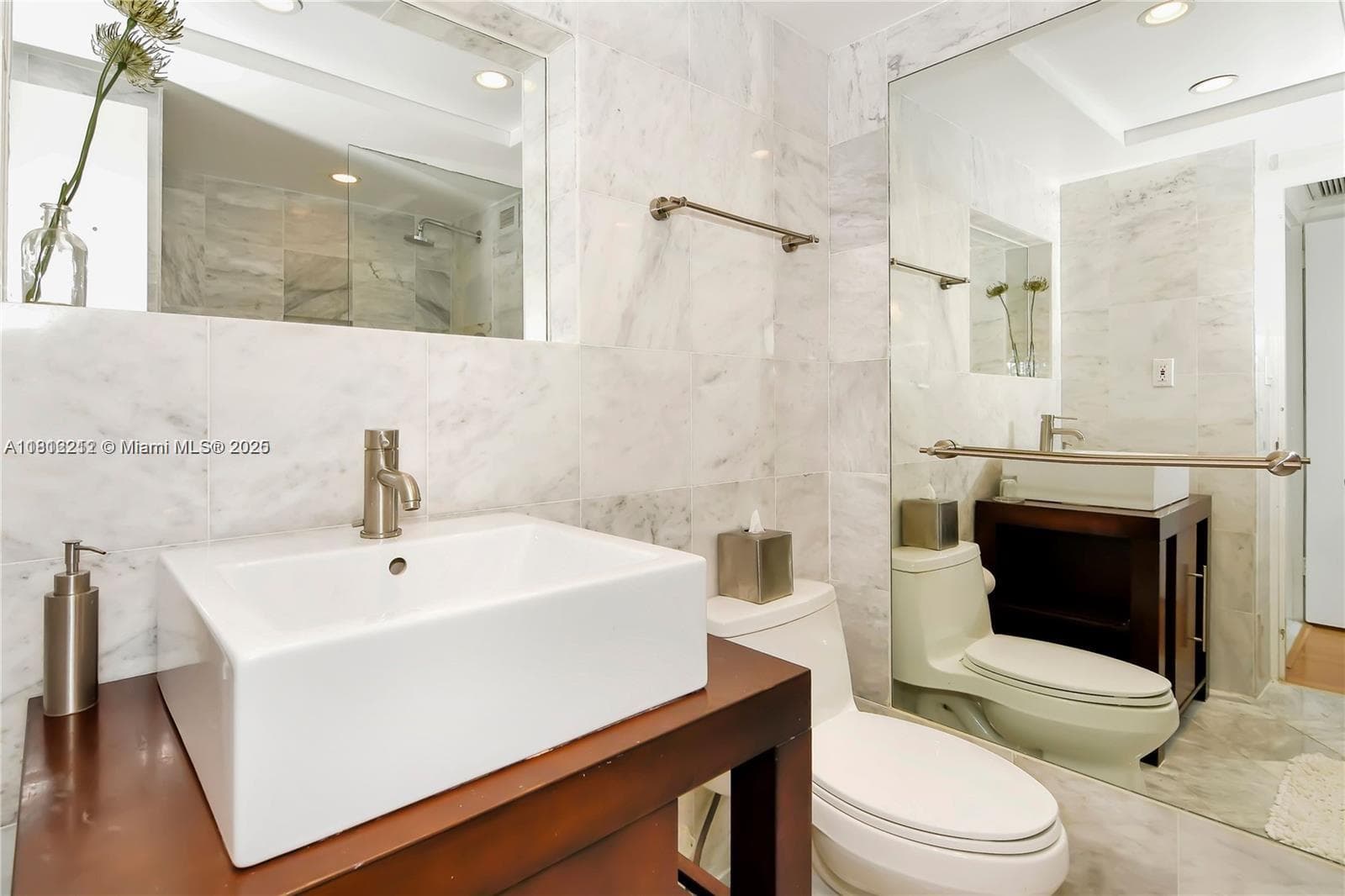 5151 Collins Ave 619 photo 5
