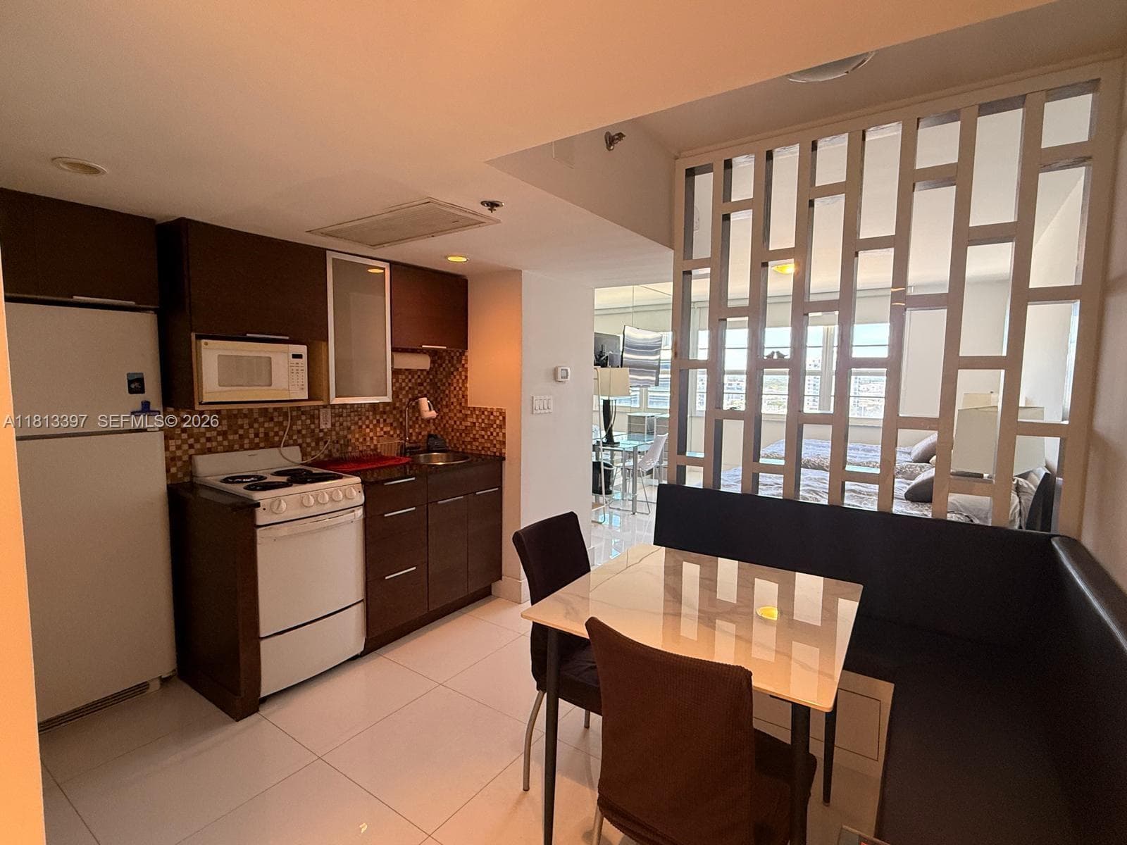 100 Lincoln Rd 1214 photo 7