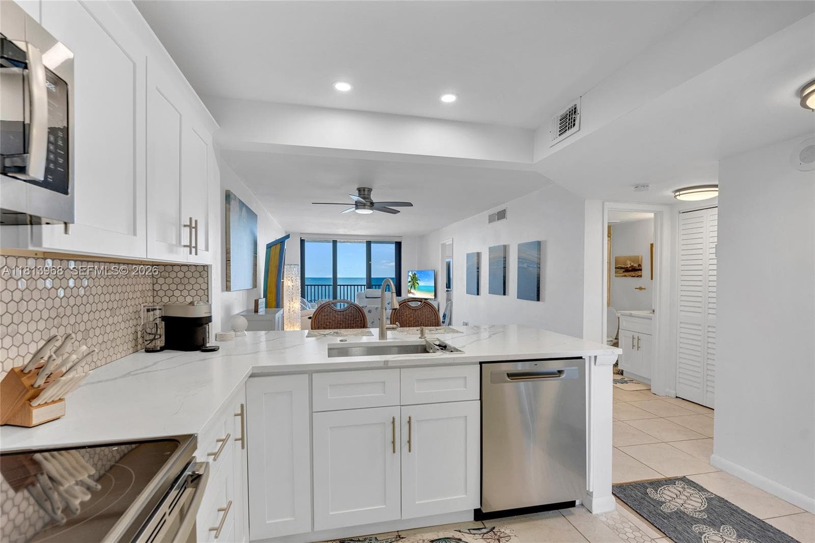 7370 S Ocean Dr 815 photo 13