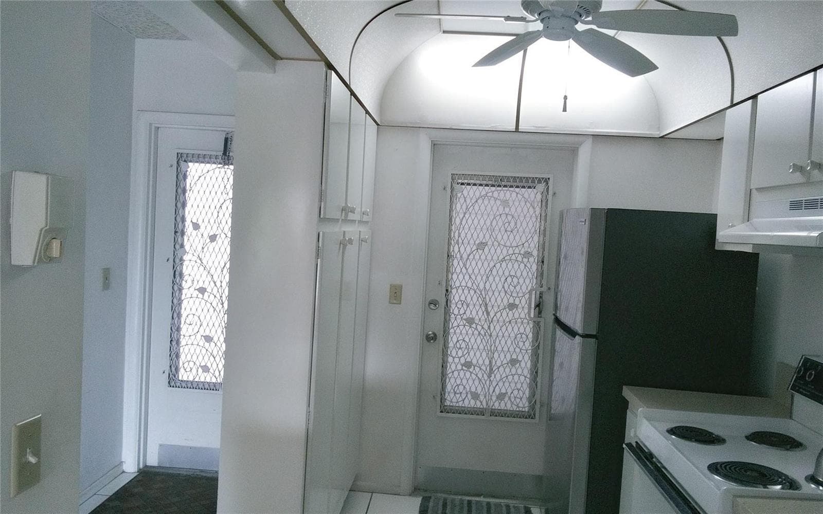 465 Paradise Isle Boulevard 207 photo 8