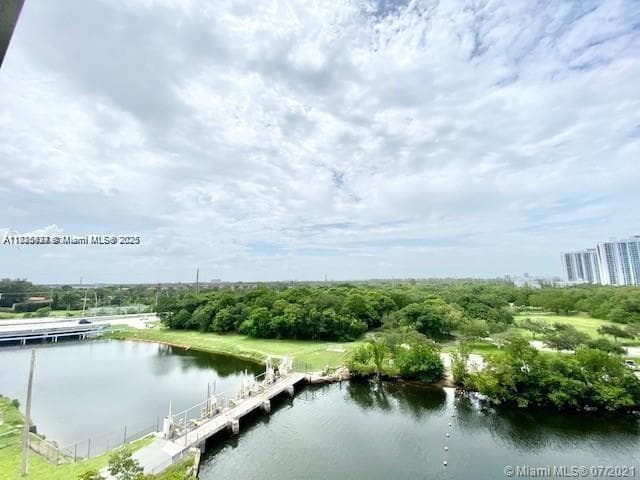 16385 Biscayne Blvd 702 photo 20