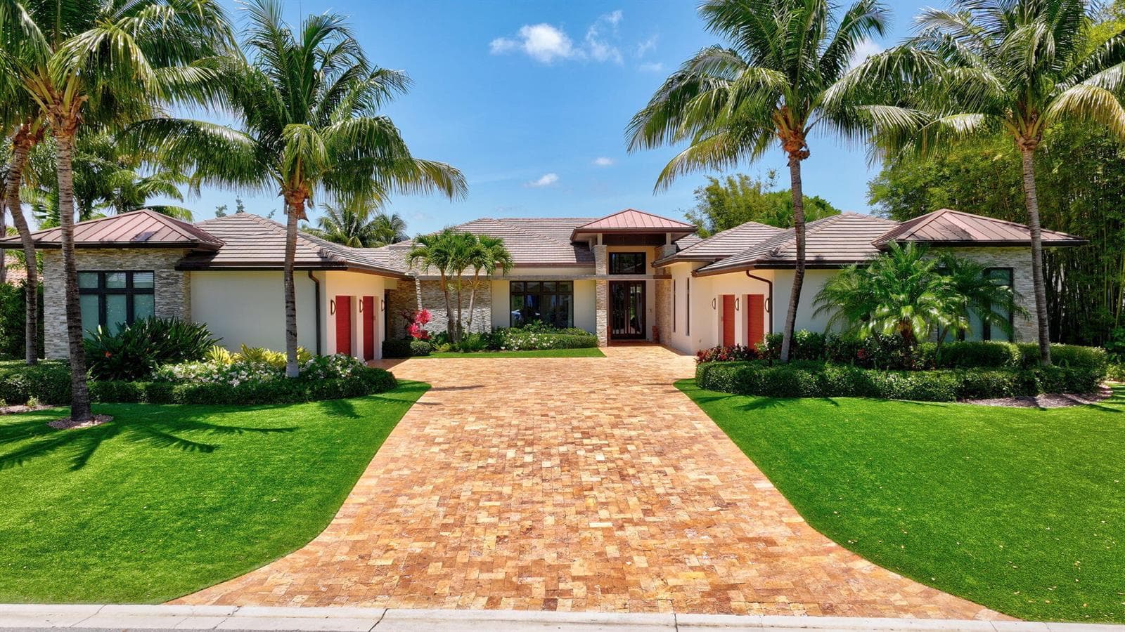 2783 Rhone Drive photo 2