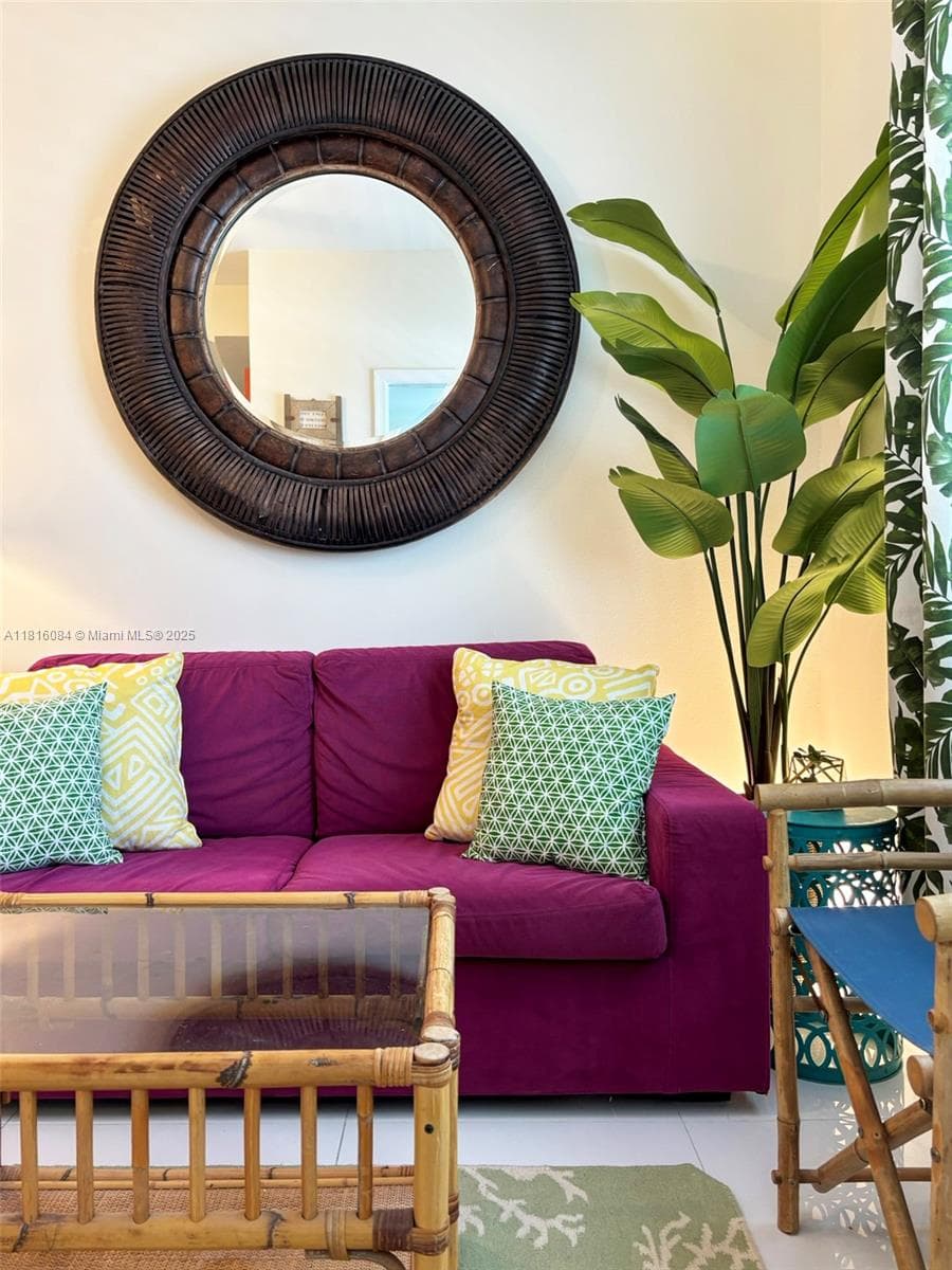 335 Ocean Dr 114 photo 2