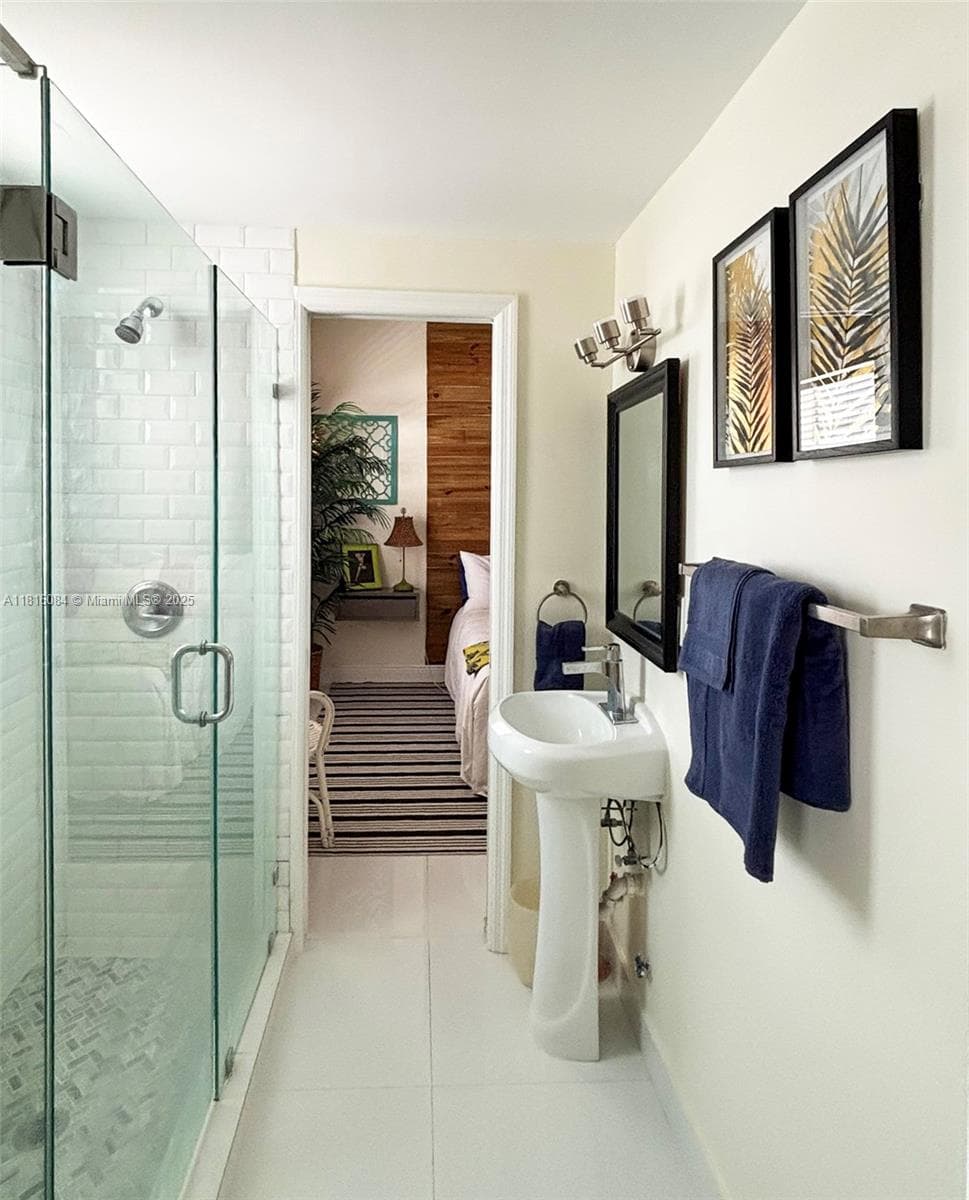 335 Ocean Dr 114 photo 5