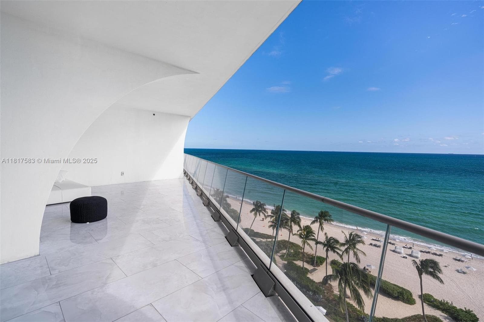 16901 Collins Ave 902 photo 12