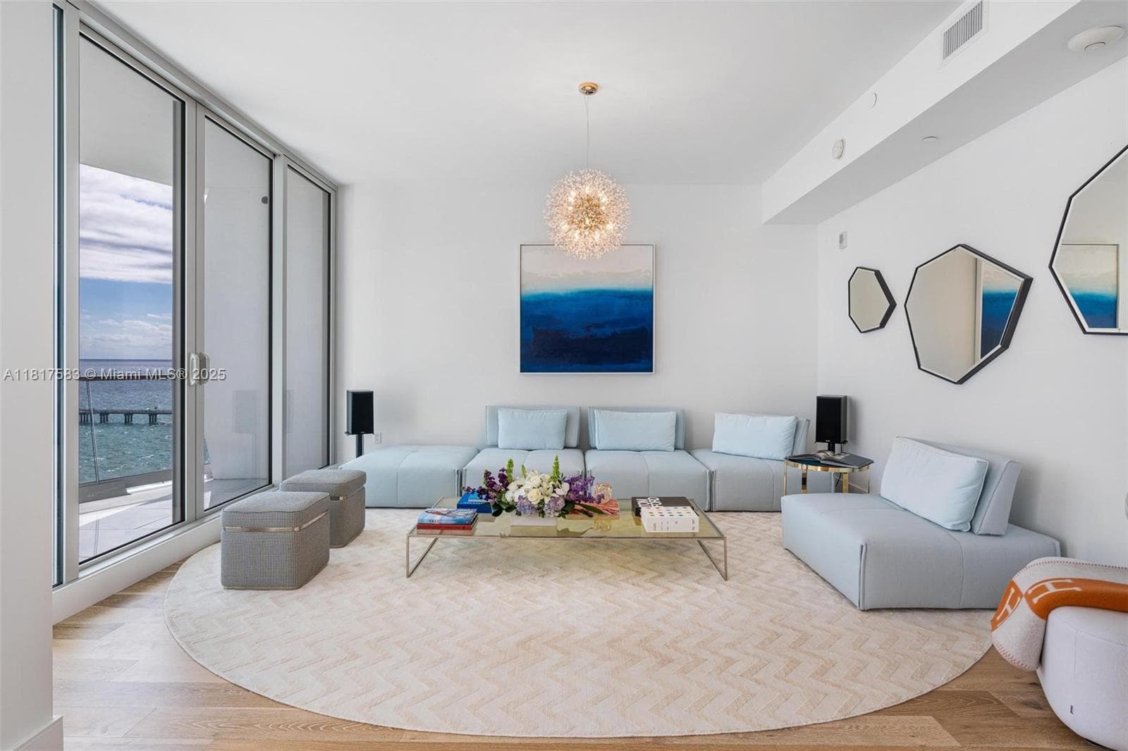 16901 Collins Ave 902 photo 3