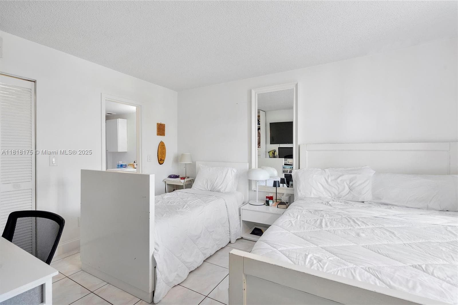 13499 Biscayne Blvd 406 photo 7