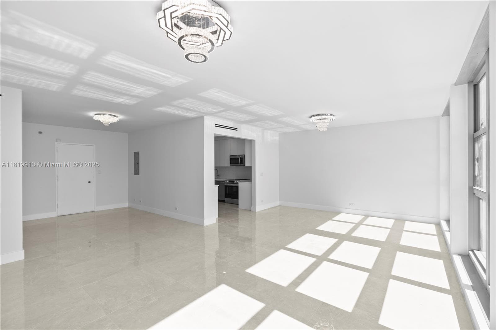 5055 Collins Ave 14H photo 9