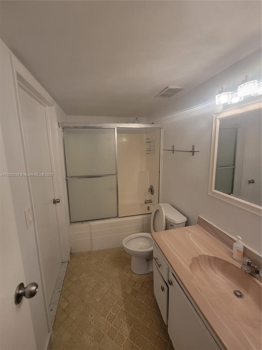 13499 Biscayne Blvd 506 photo 10