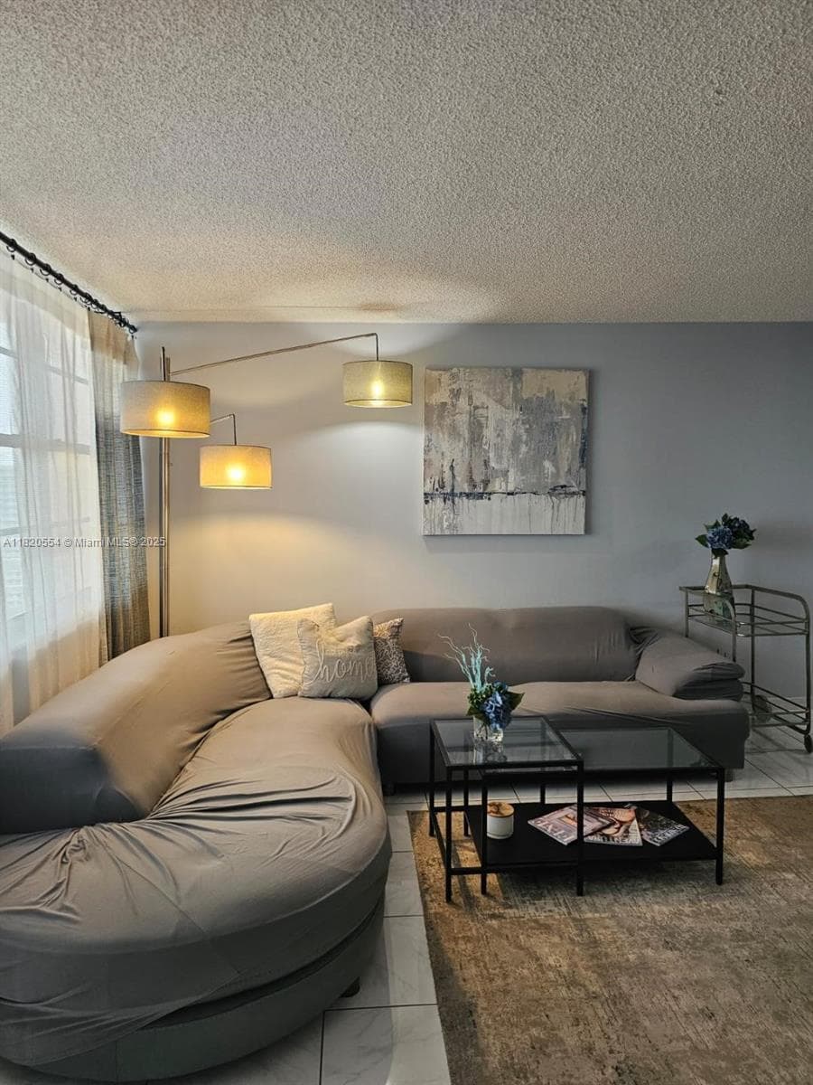 251 174th St 2111 photo 2