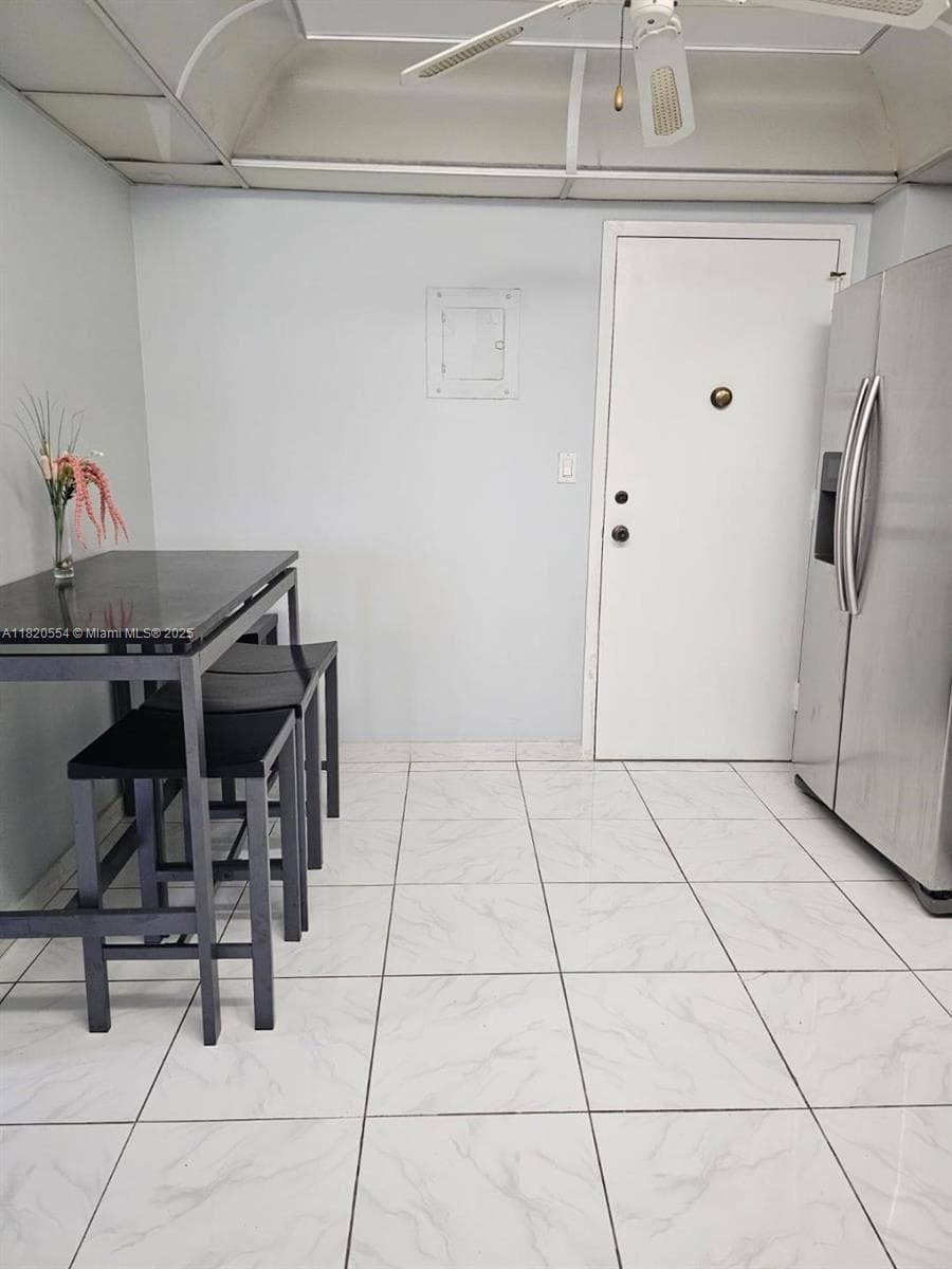 251 174th St 2111 photo 5