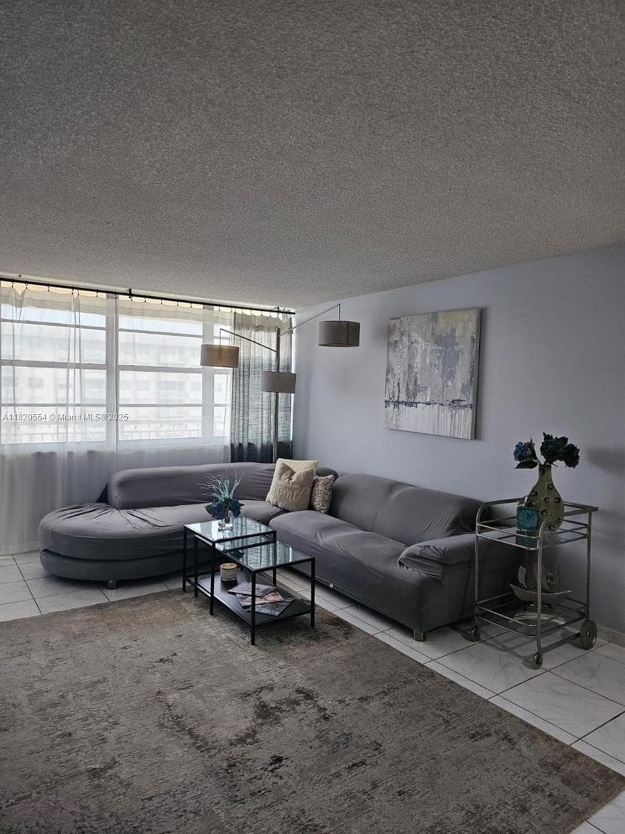 251 174th St 2111 photo 4