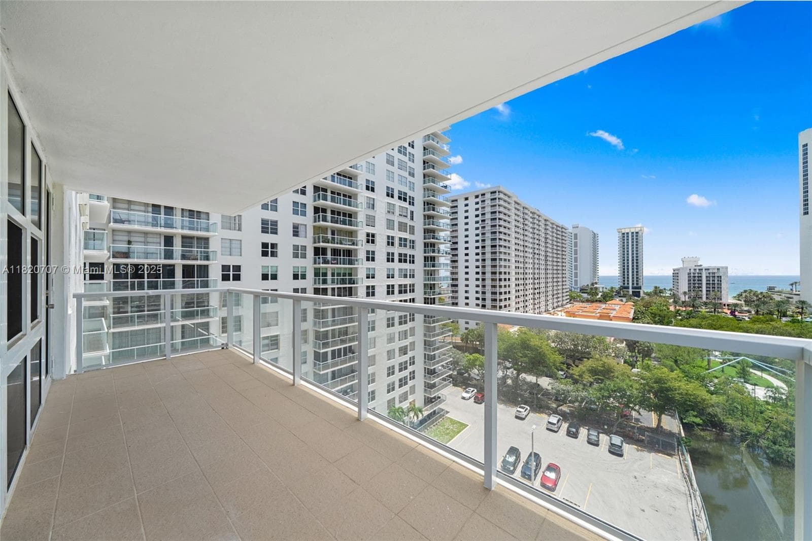 230 174th St 1119 photo 13