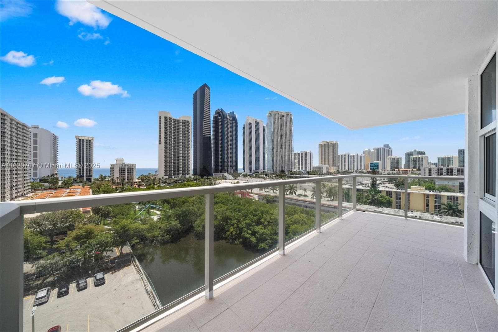 230 174th St 1119 photo 12