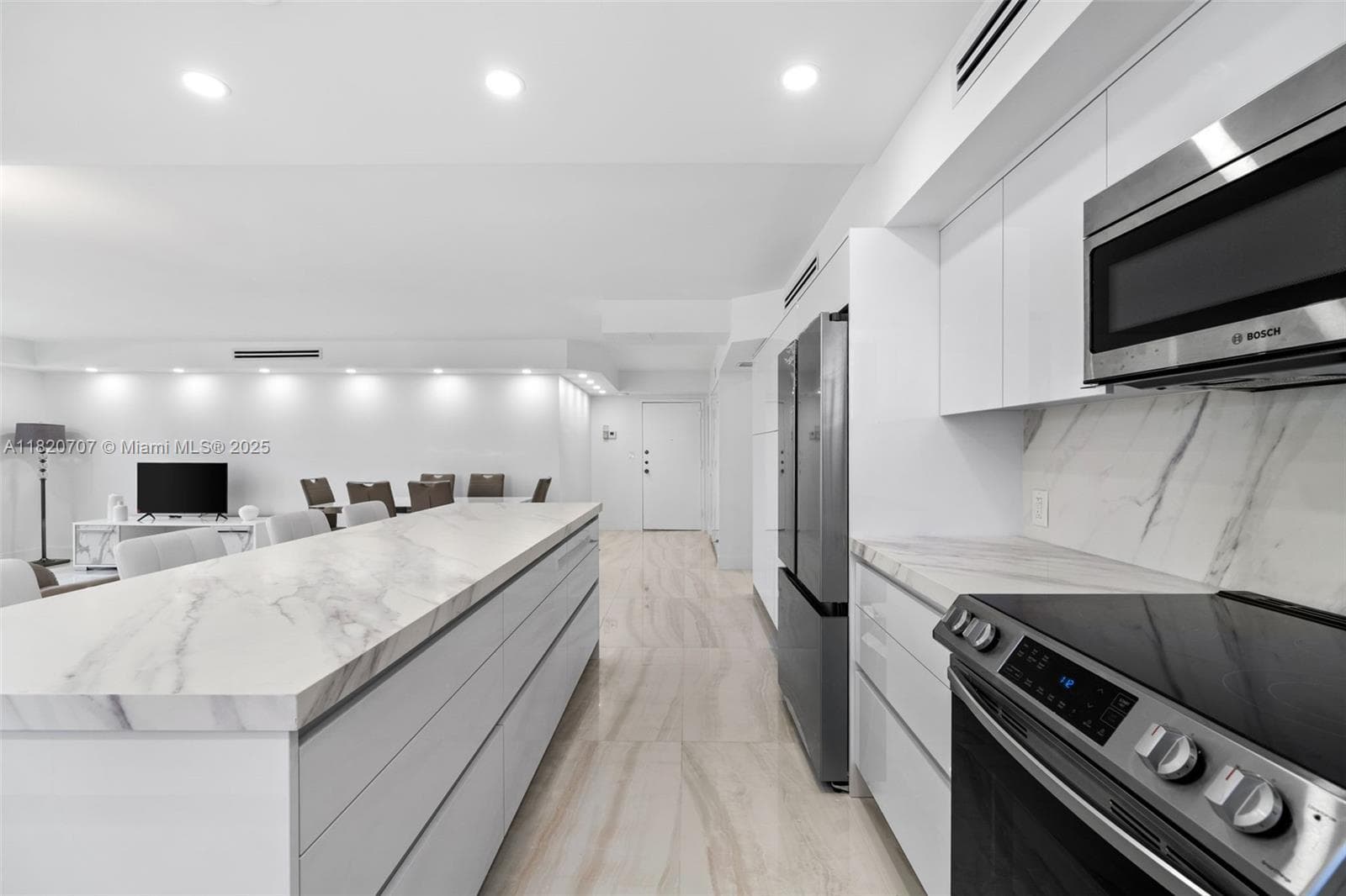 230 174th St 1119 photo 7