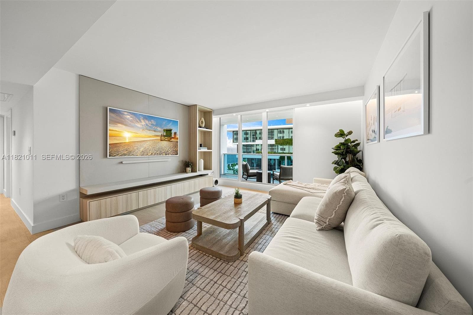 2301 Collins Ave 630 photo 7
