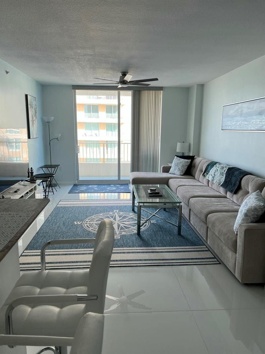625 Casa Loma Boulevard #1209 photo 6