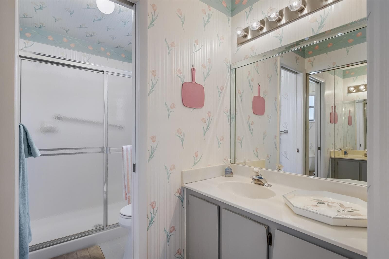 7610 Tahiti Lane 201 photo 16