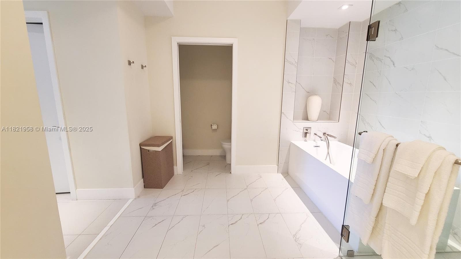 3100 N Ocean Drive 1206 photo 18