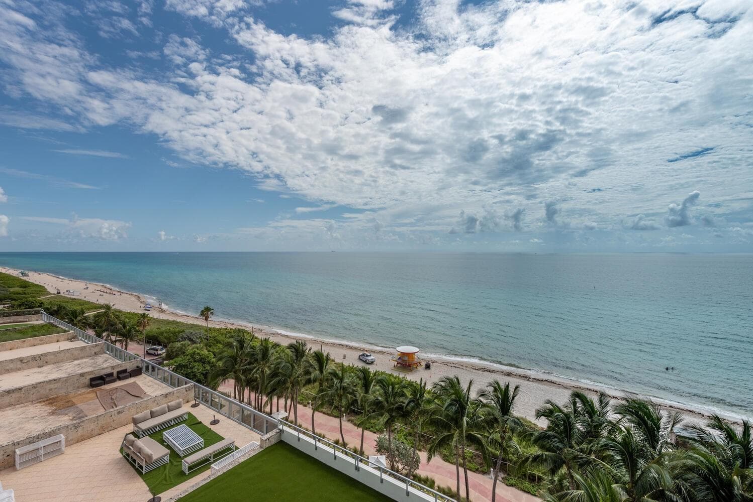 6899 Collins Avenue 908 photo 2