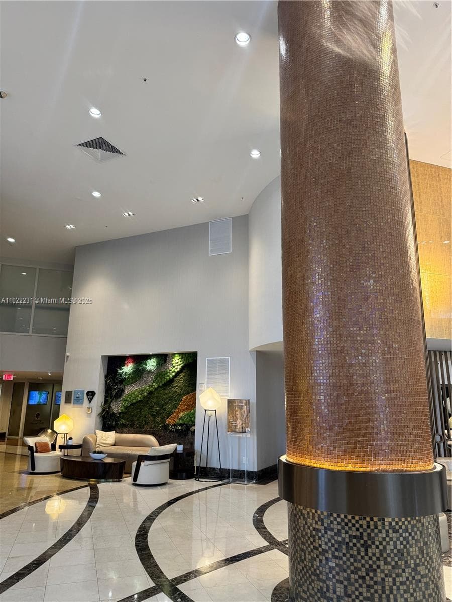 18001 Collins Ave 918 photo 19