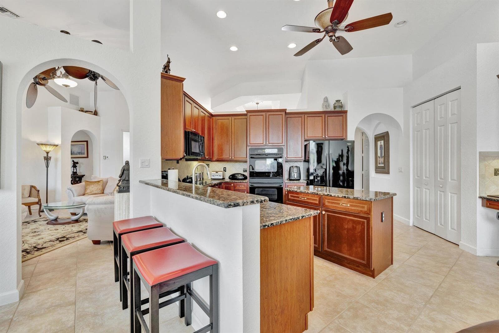 699 SW River Bend Circle photo 20