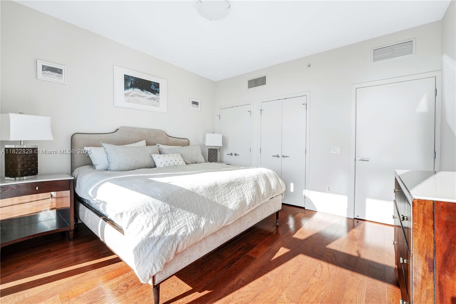 6899 Collins Ave 1409 photo 23