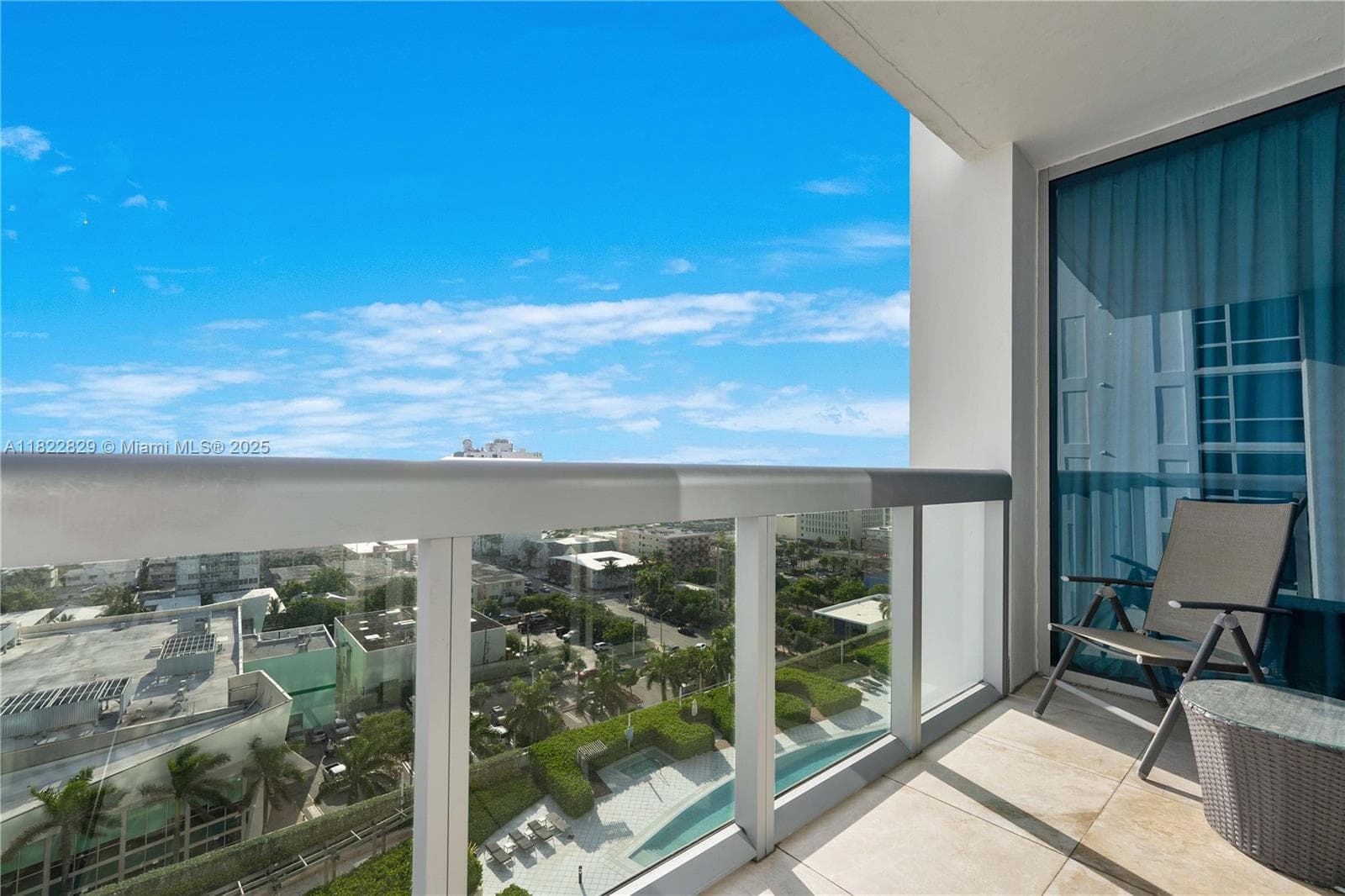 6899 Collins Ave 1409 photo 3