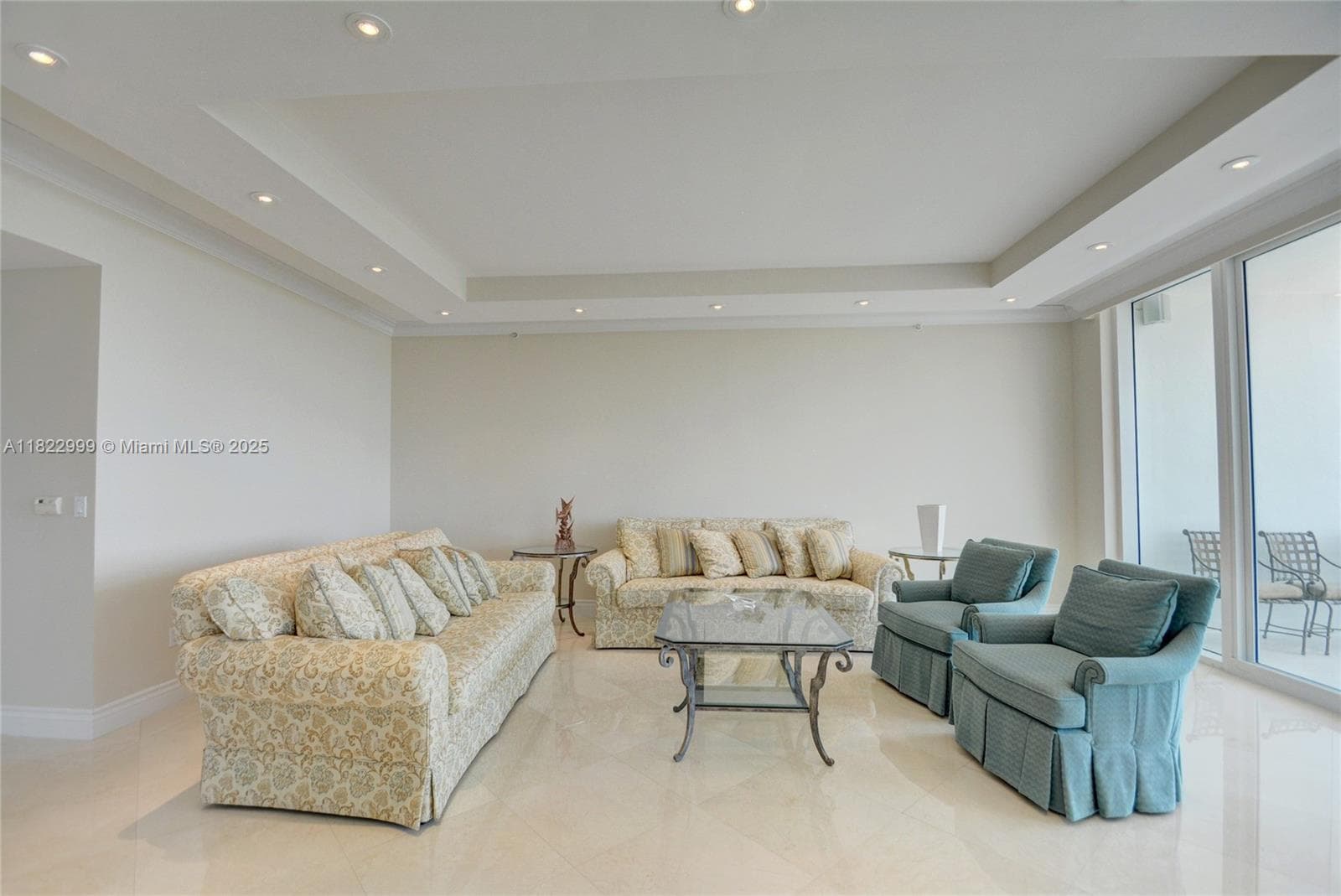 20155 38th Ct 2201 photo 5