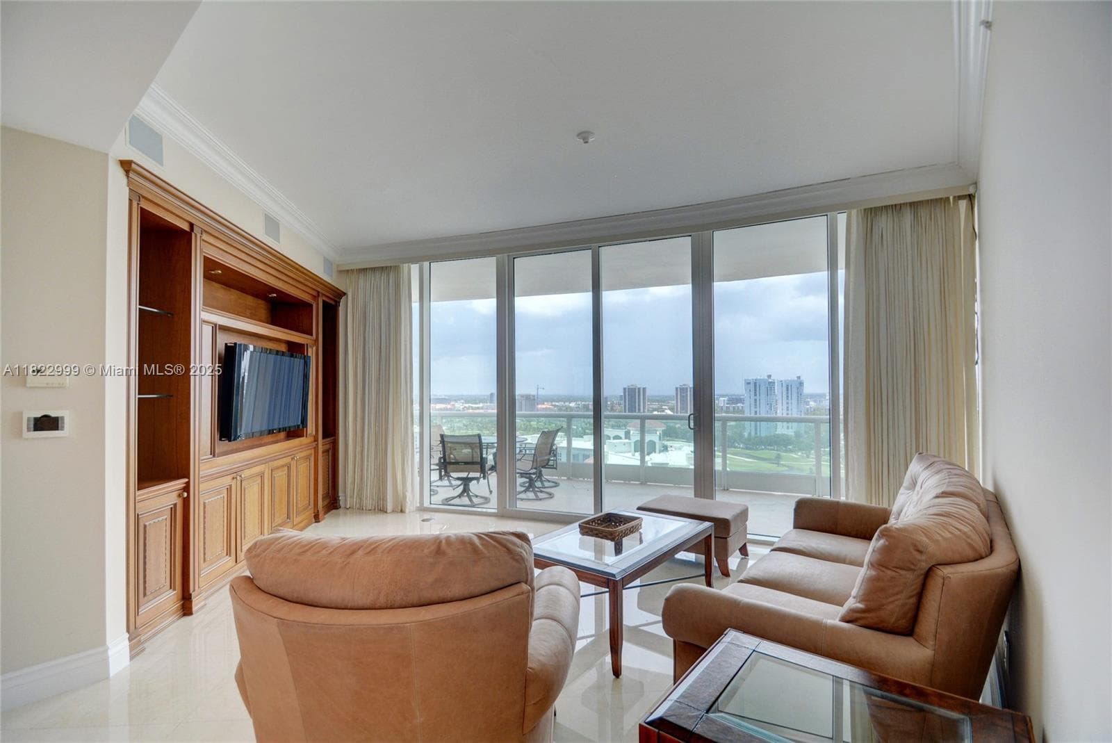 20155 38th Ct 2201 photo 20