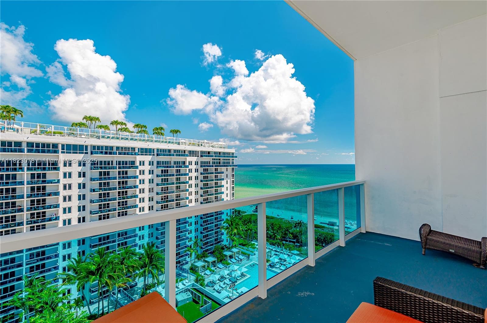 2301 Collins Ave 1619 photo 23