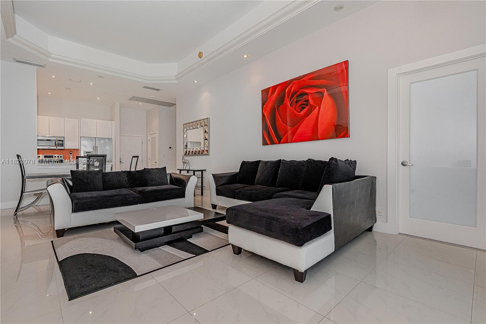 2301 Collins Ave 1619 photo 8