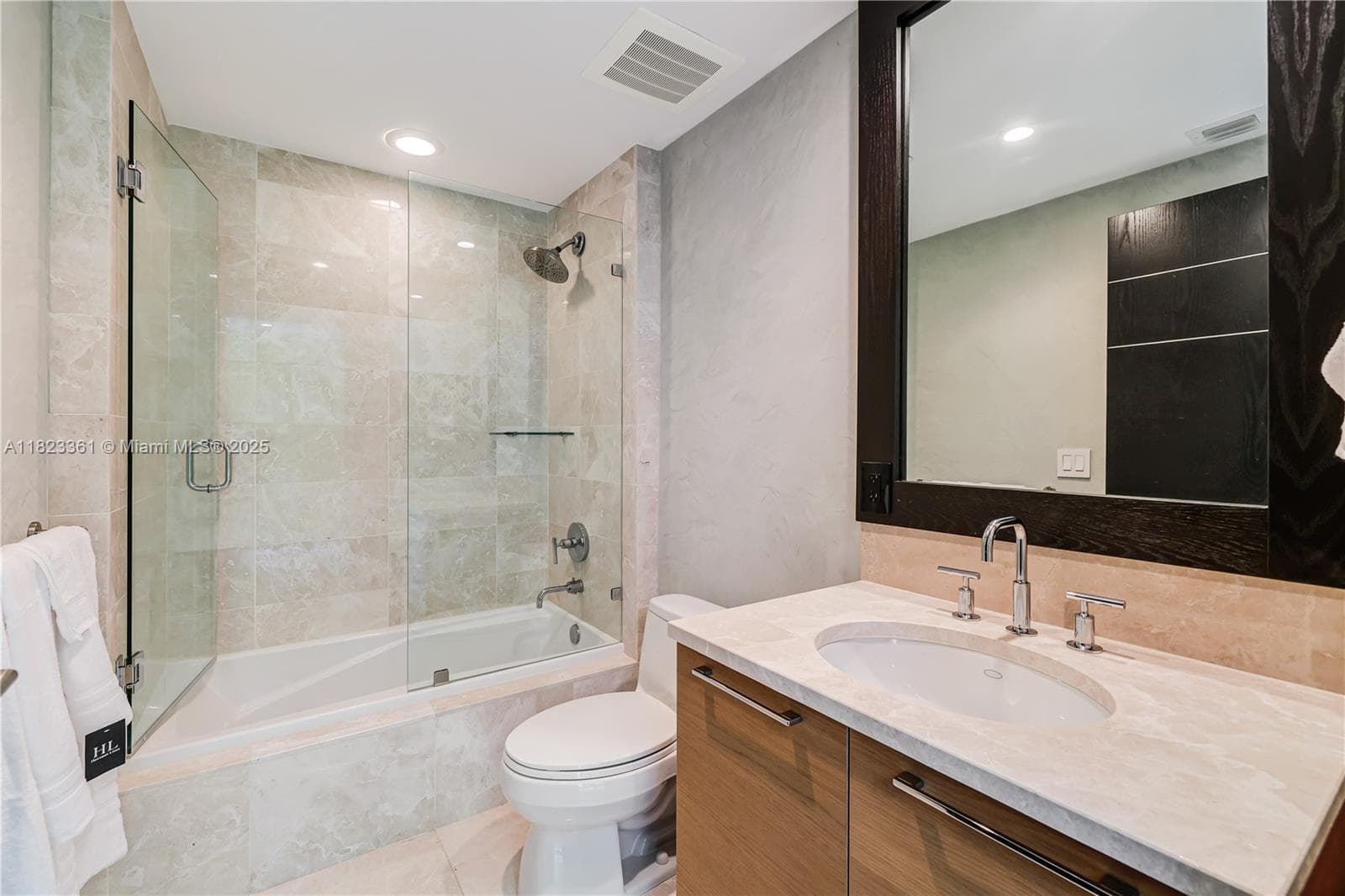 17001 Collins Ave 2508 photo 19