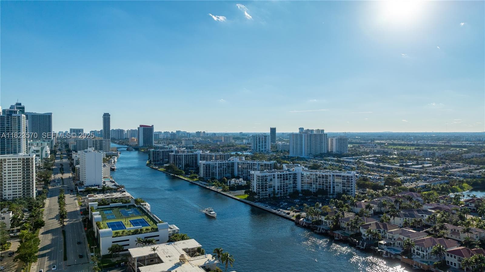 2101 S Ocean Dr 2707 photo 2