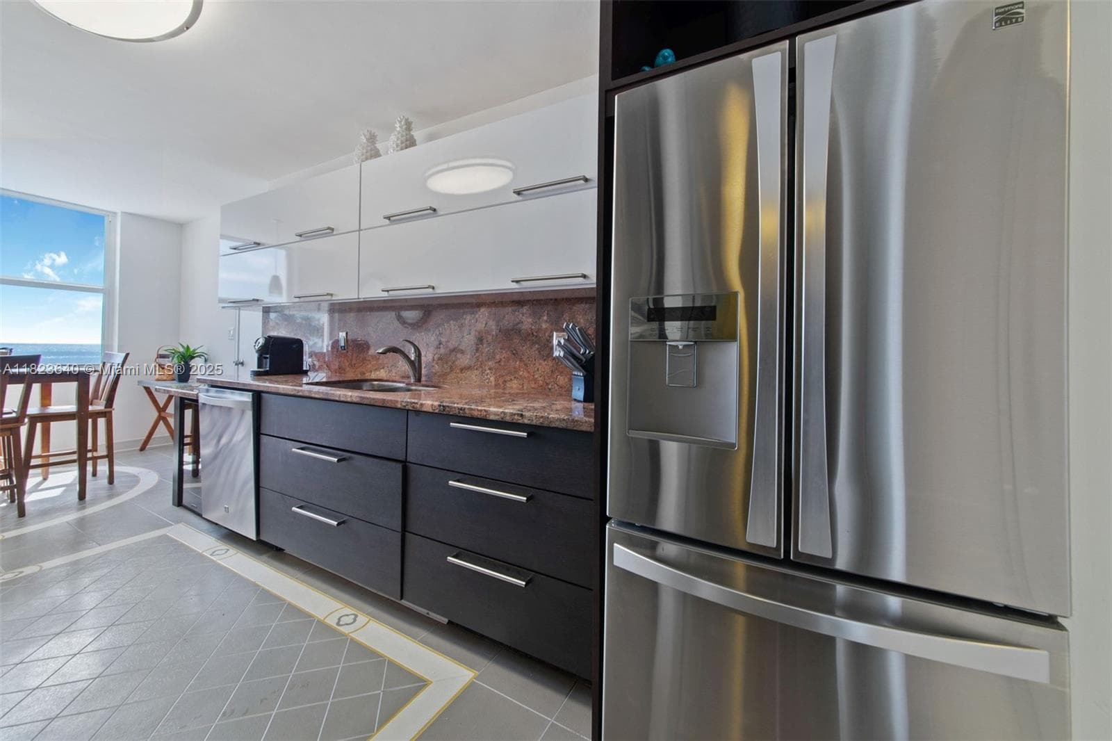 2751 S Ocean Dr 505N photo 6