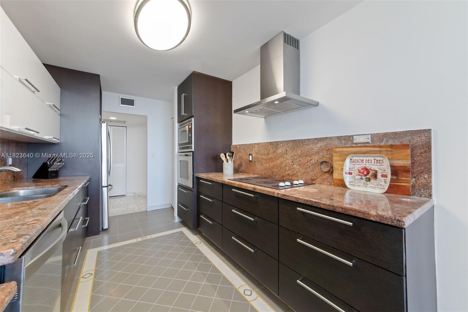 2751 S Ocean Dr 505N photo 10