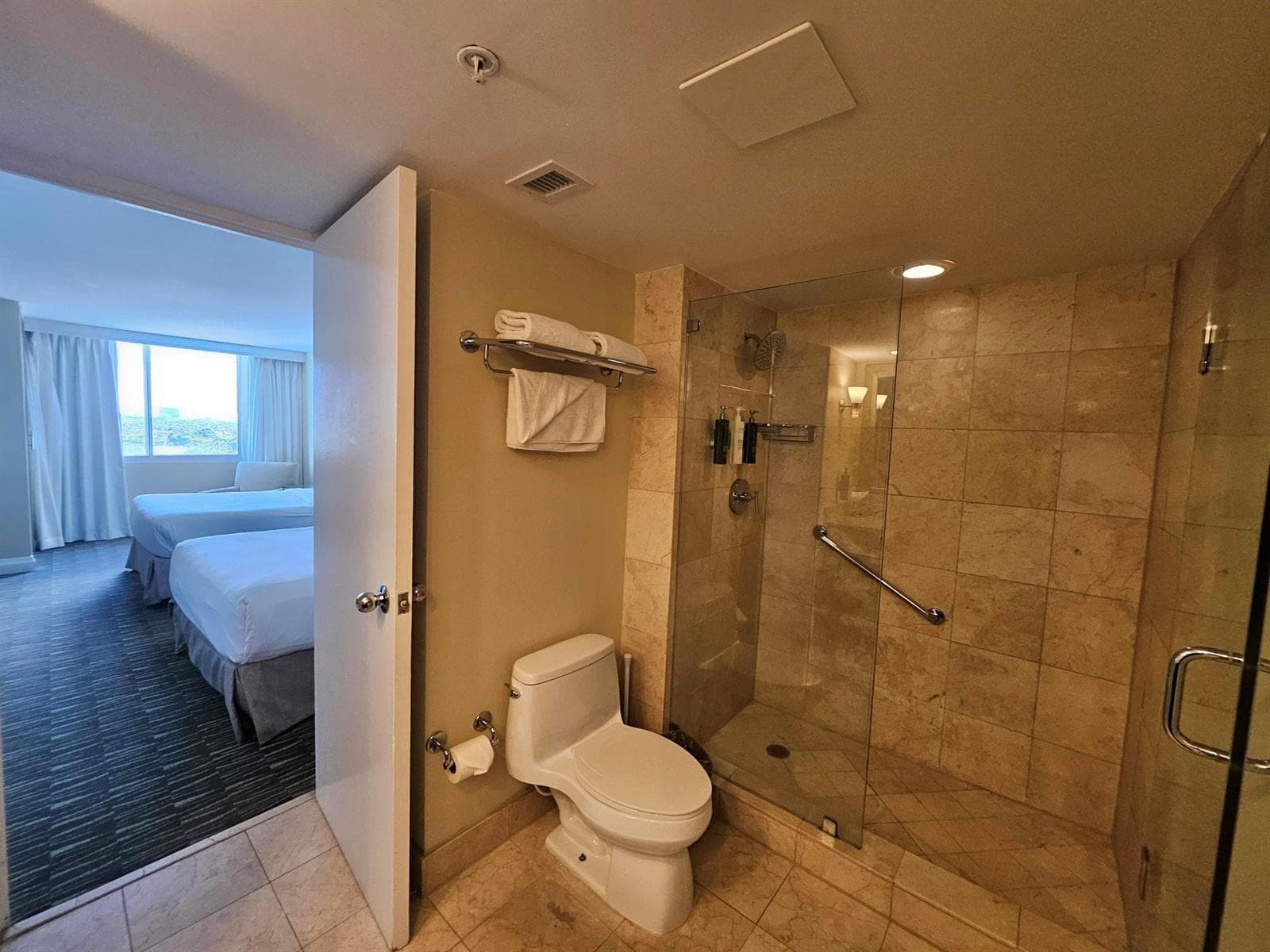 2670 E Sunrise Boulevard 1105 photo 15