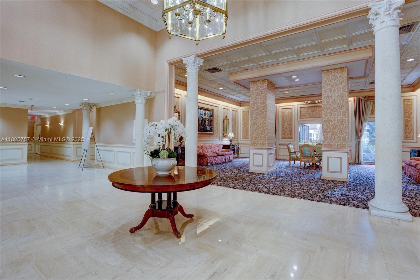 2500 Parkview Dr 405 photo 4