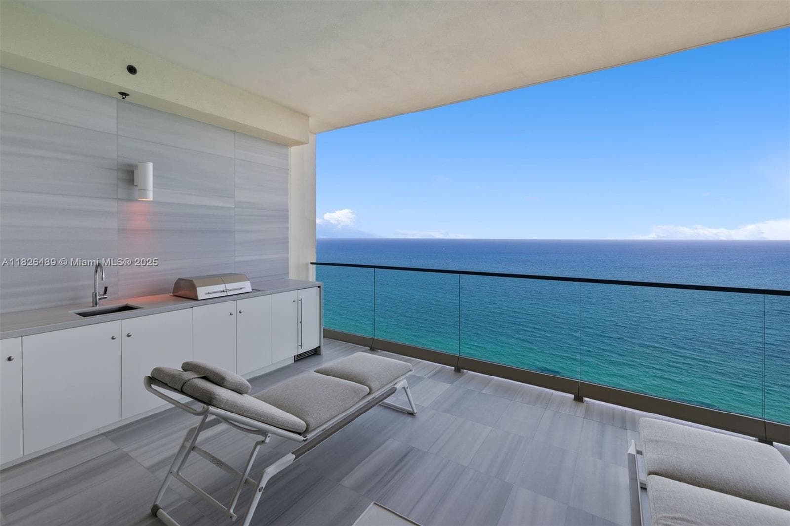 17901 Collins Ave 3003 photo 1