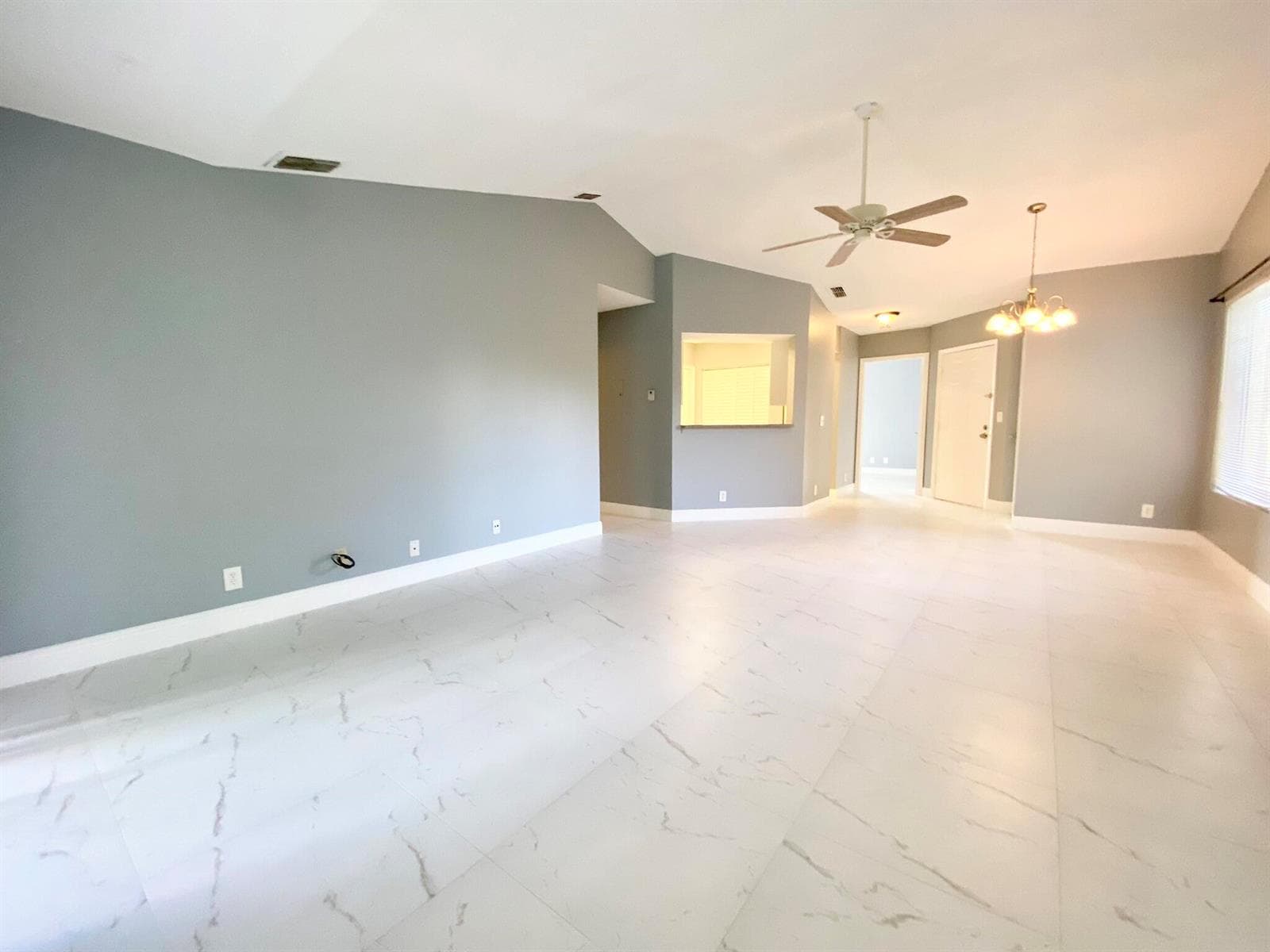 815 W Boynton Beach Boulevard 16-201 photo 6
